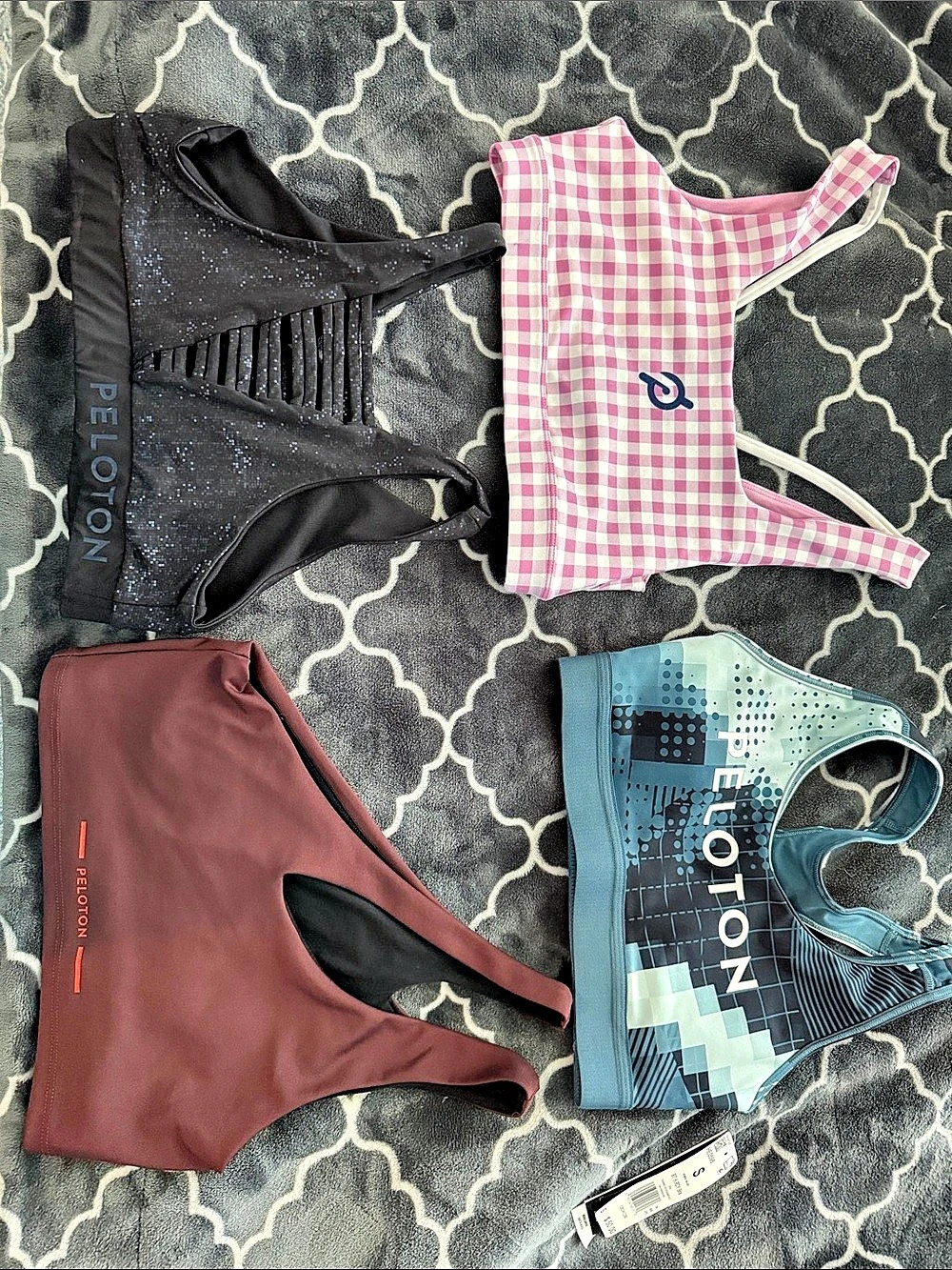 PELOTON sports bra lot Size Small